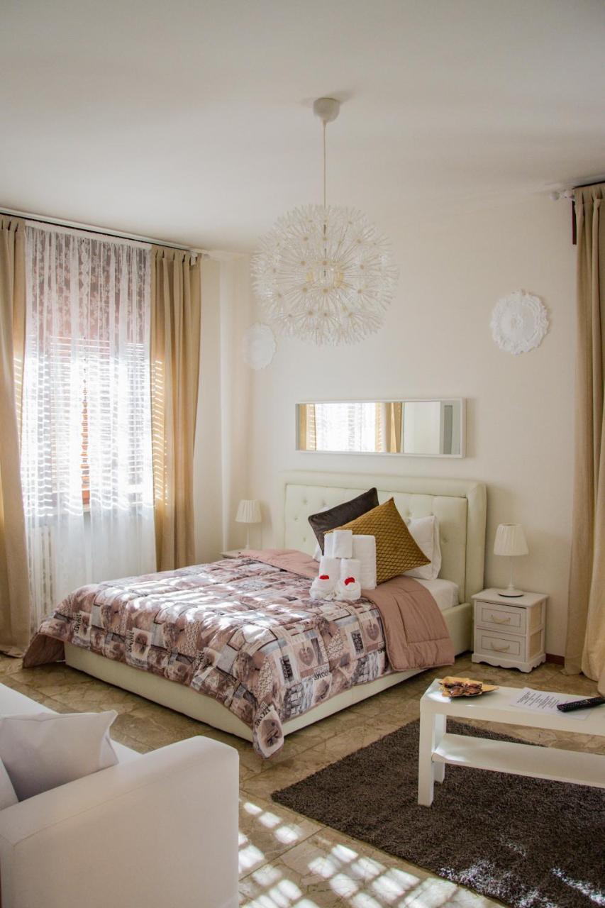 Guest House Piazza Isolo Верона Экстерьер фото