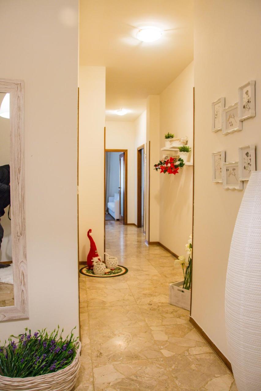 Guest House Piazza Isolo Верона Экстерьер фото