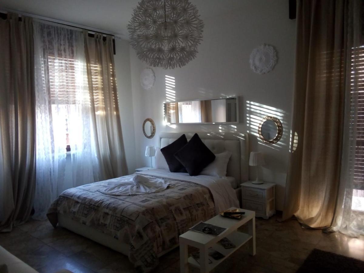 Guest House Piazza Isolo Верона Экстерьер фото